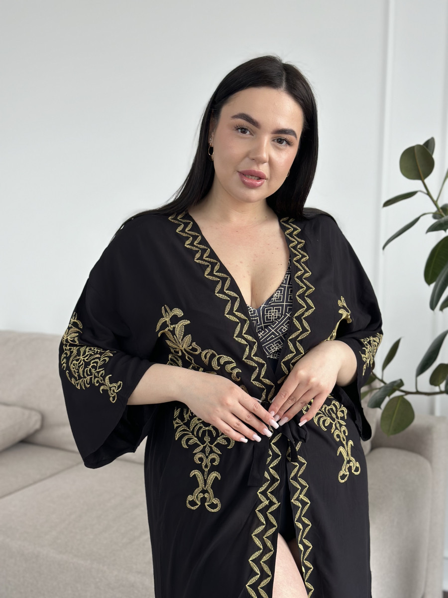 Чорна довга туніка накидка з вишивкою в східному стилі