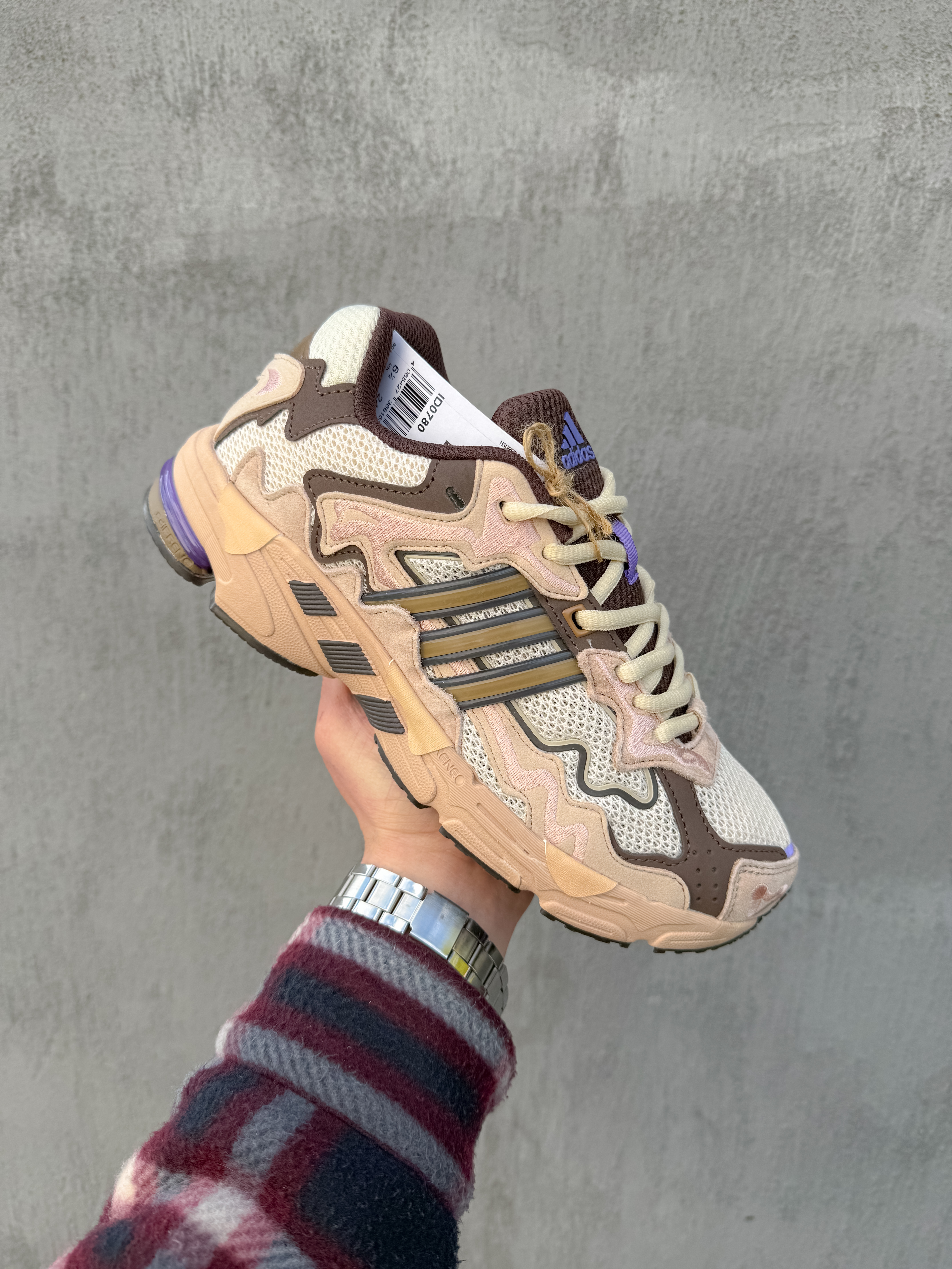 Adidas Response CL Bad Bunny «Paso Fino»