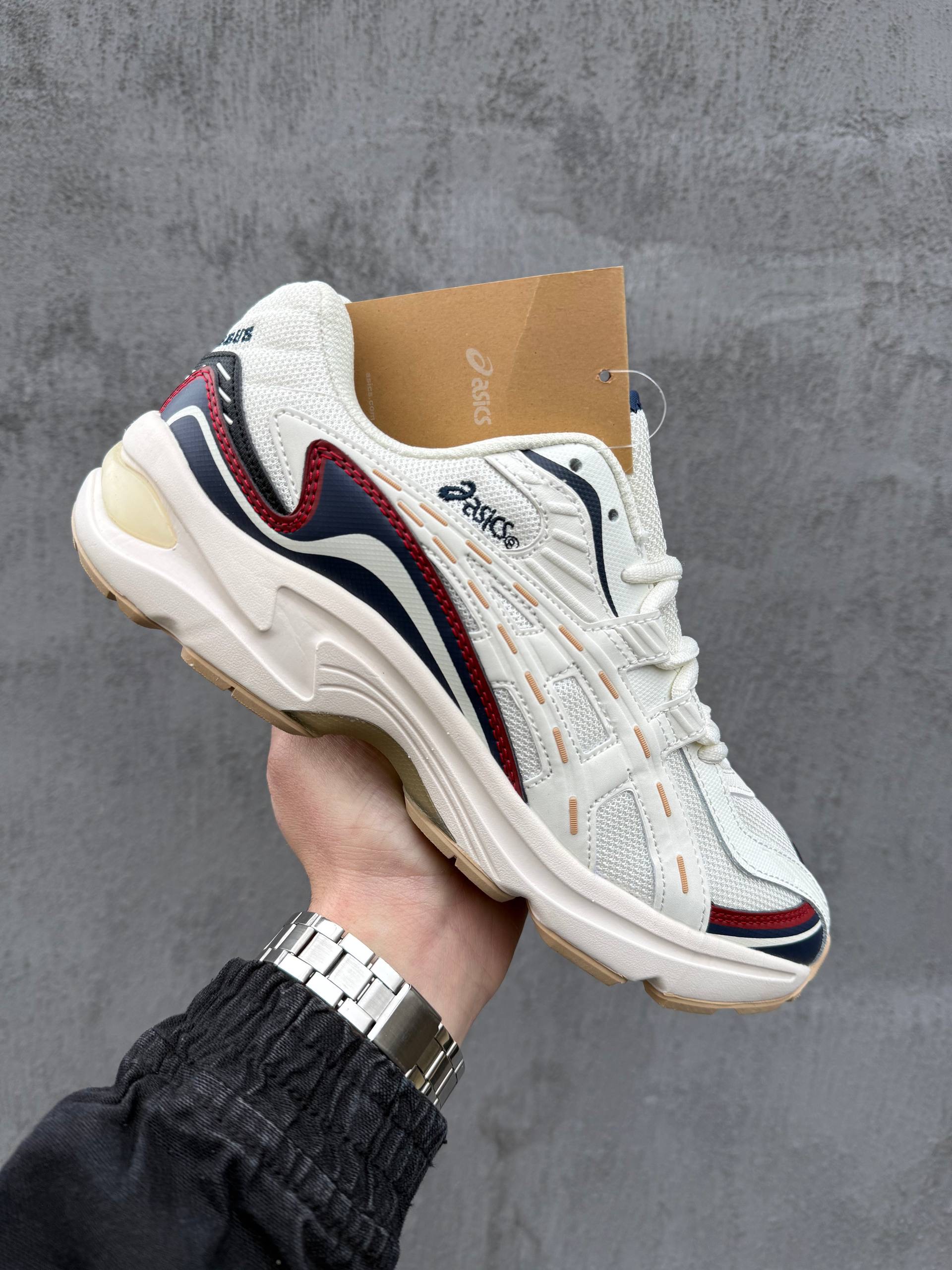 Asics Gel-Preleus Beige
