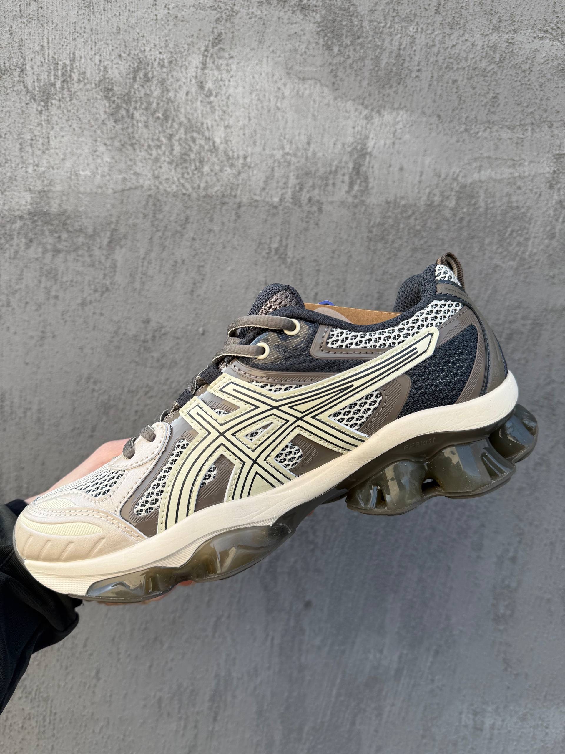 Asics Gel-Quantum Kinetic Birch Dark Taupe