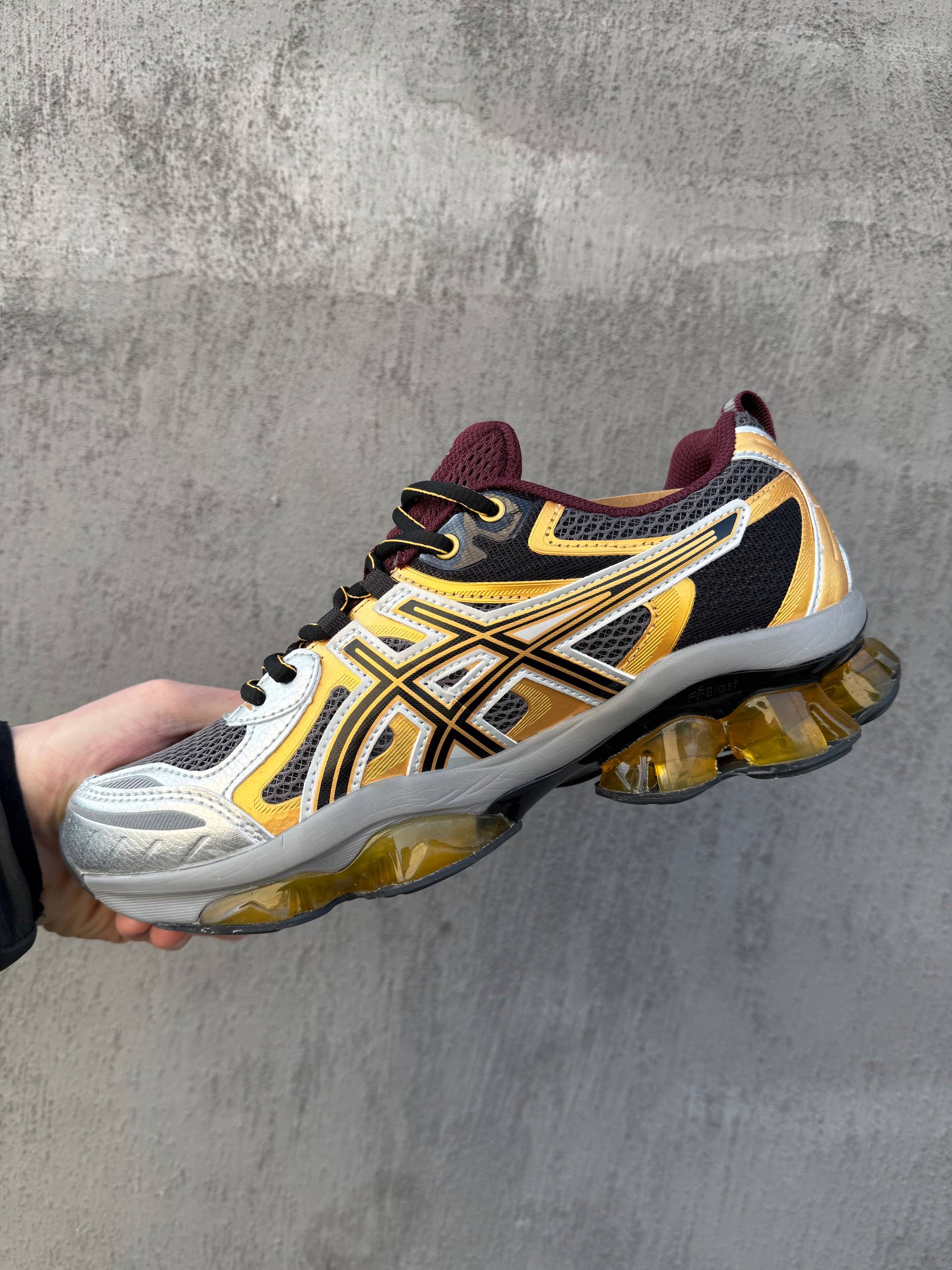 Asics Gel-Quantum Kinetic Red/Gold