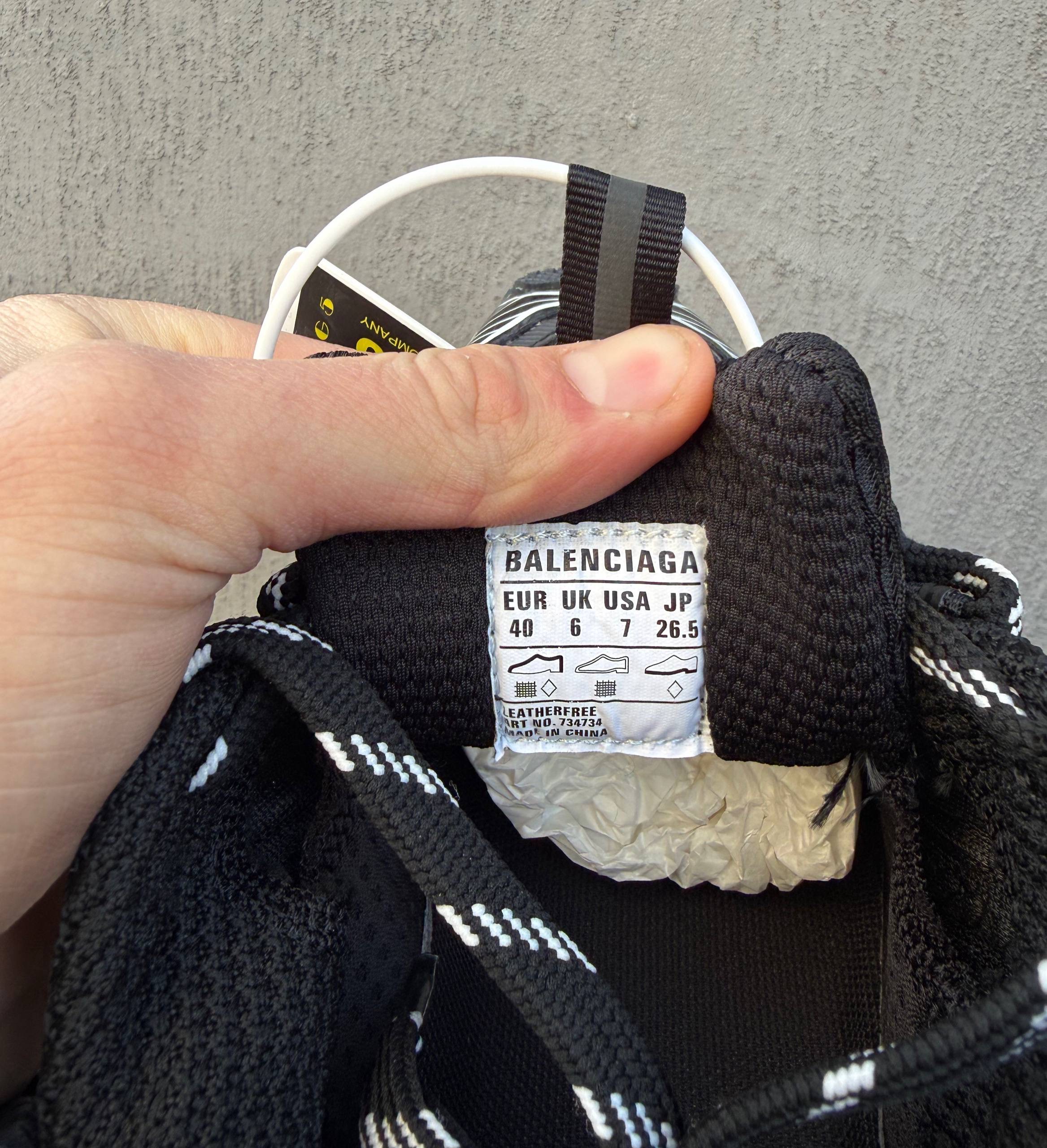 Balenciaga 3XL Black/White