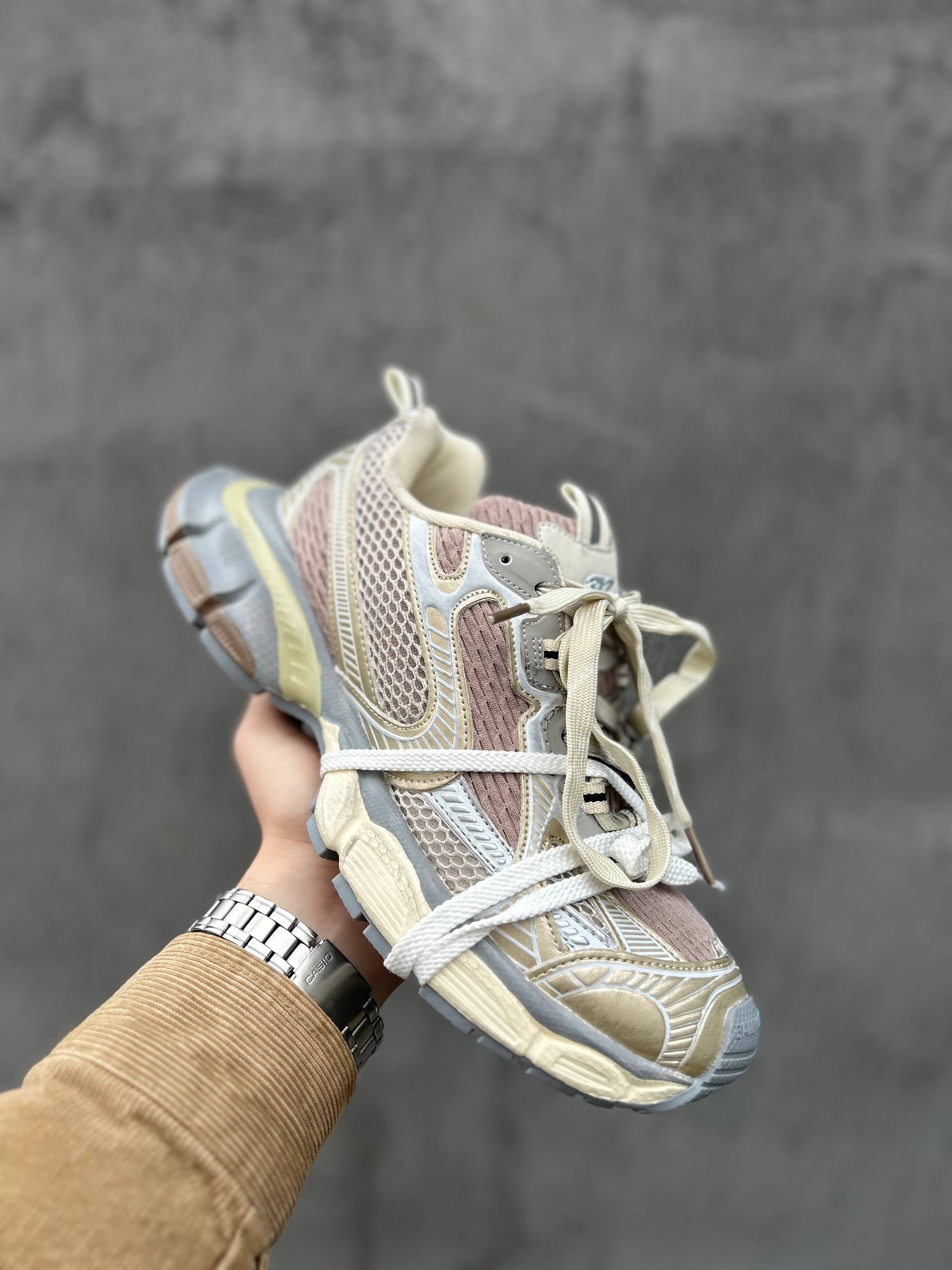Balenciaga 3XL Dirty Beige