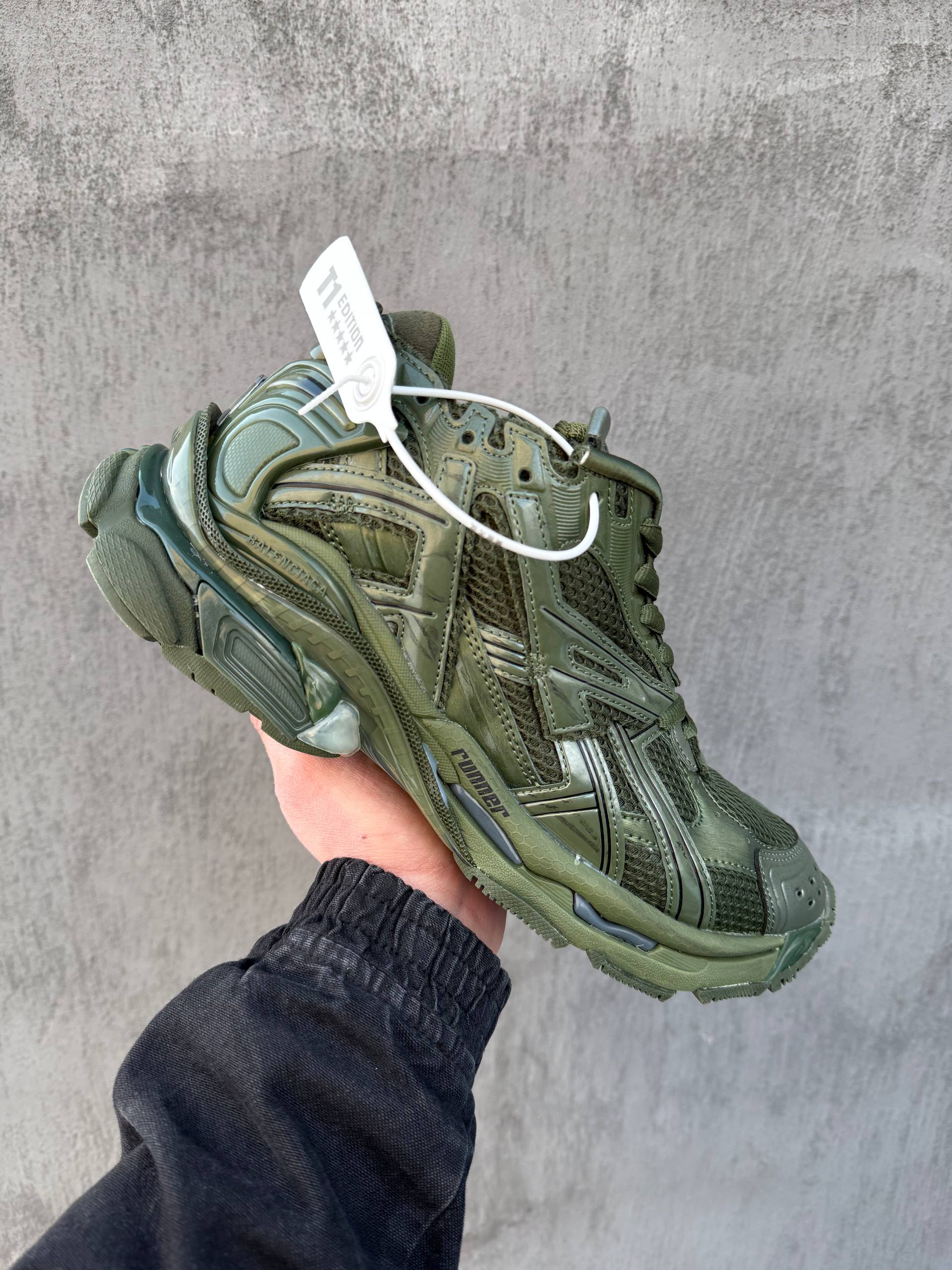 Balenciaga Runner Green