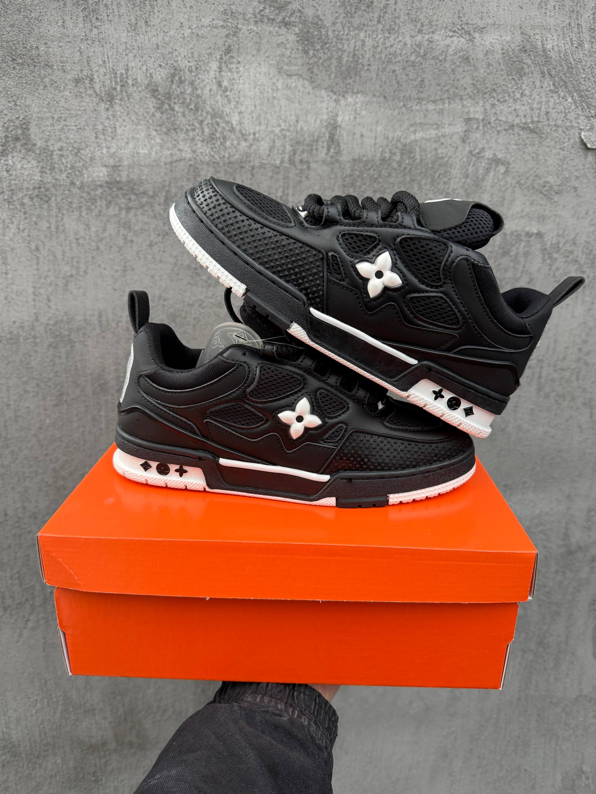 Louis Vuitton Skate Sneaker Black/White