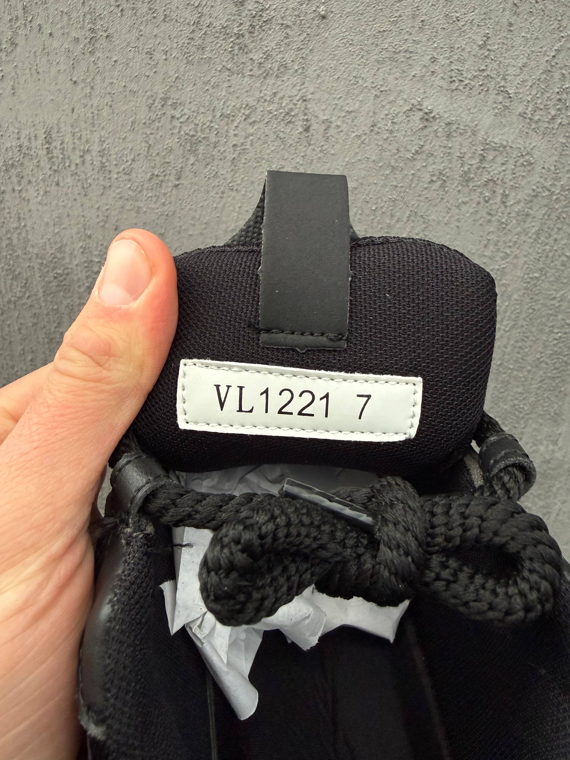 Louis Vuitton Skate Sneaker Black/White