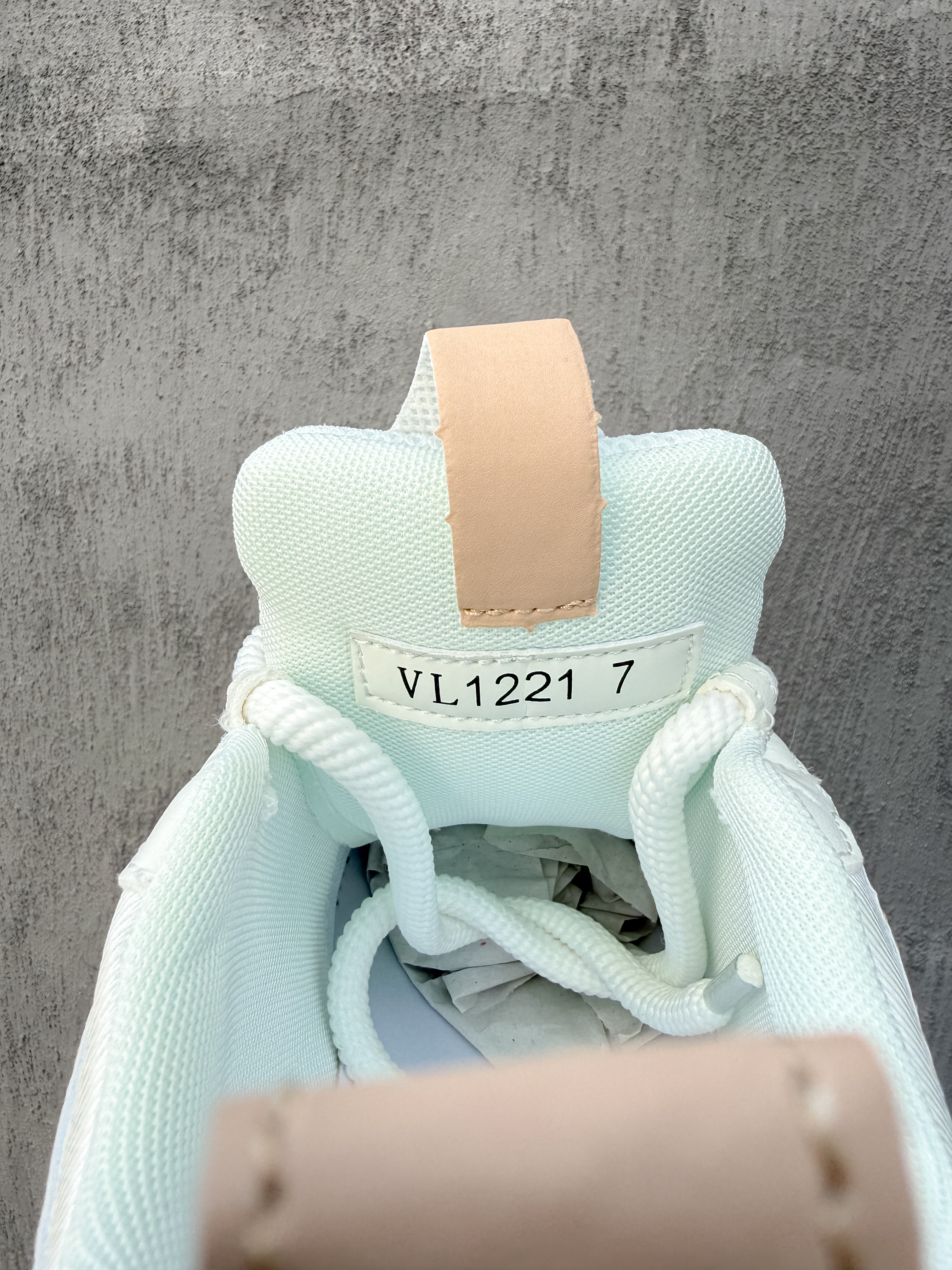Louis Vuitton Skate White/Brown