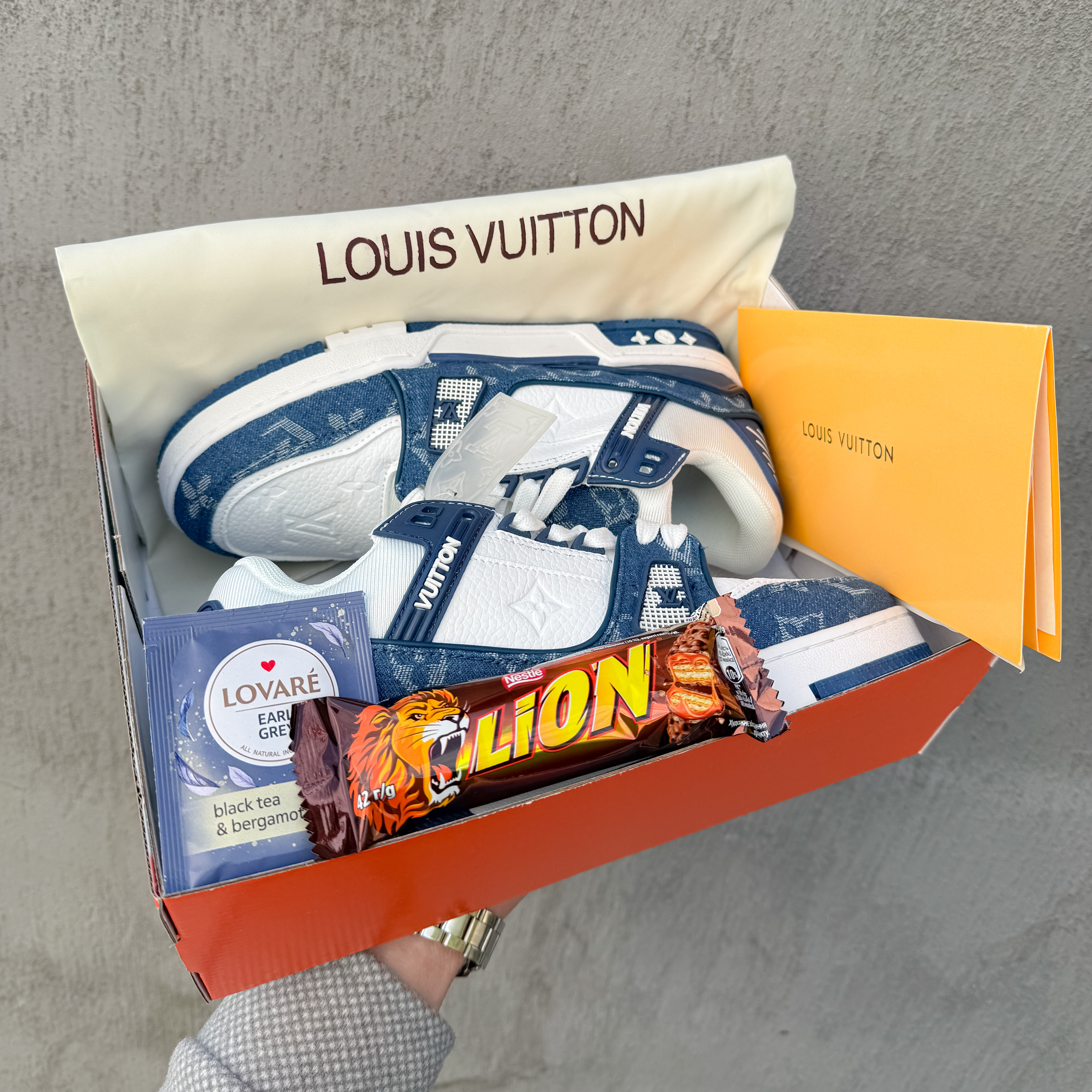 Louis Vuitton Trainer Blue