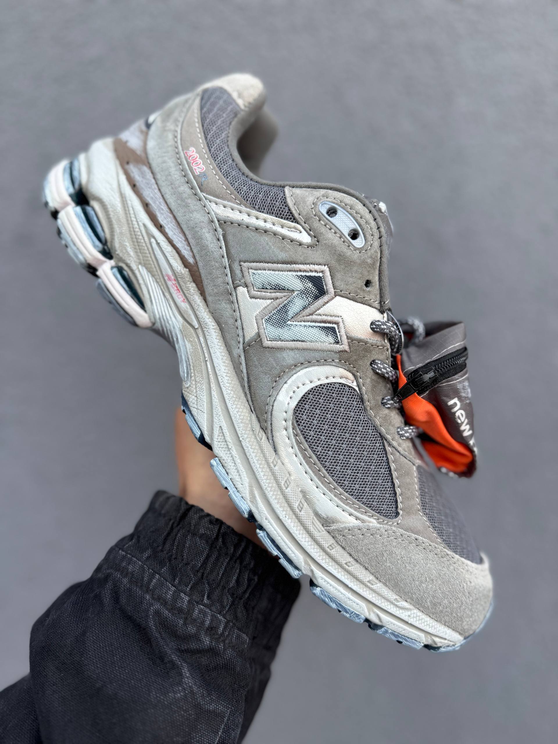 New Balance 2002R Protection Pack «Stash»