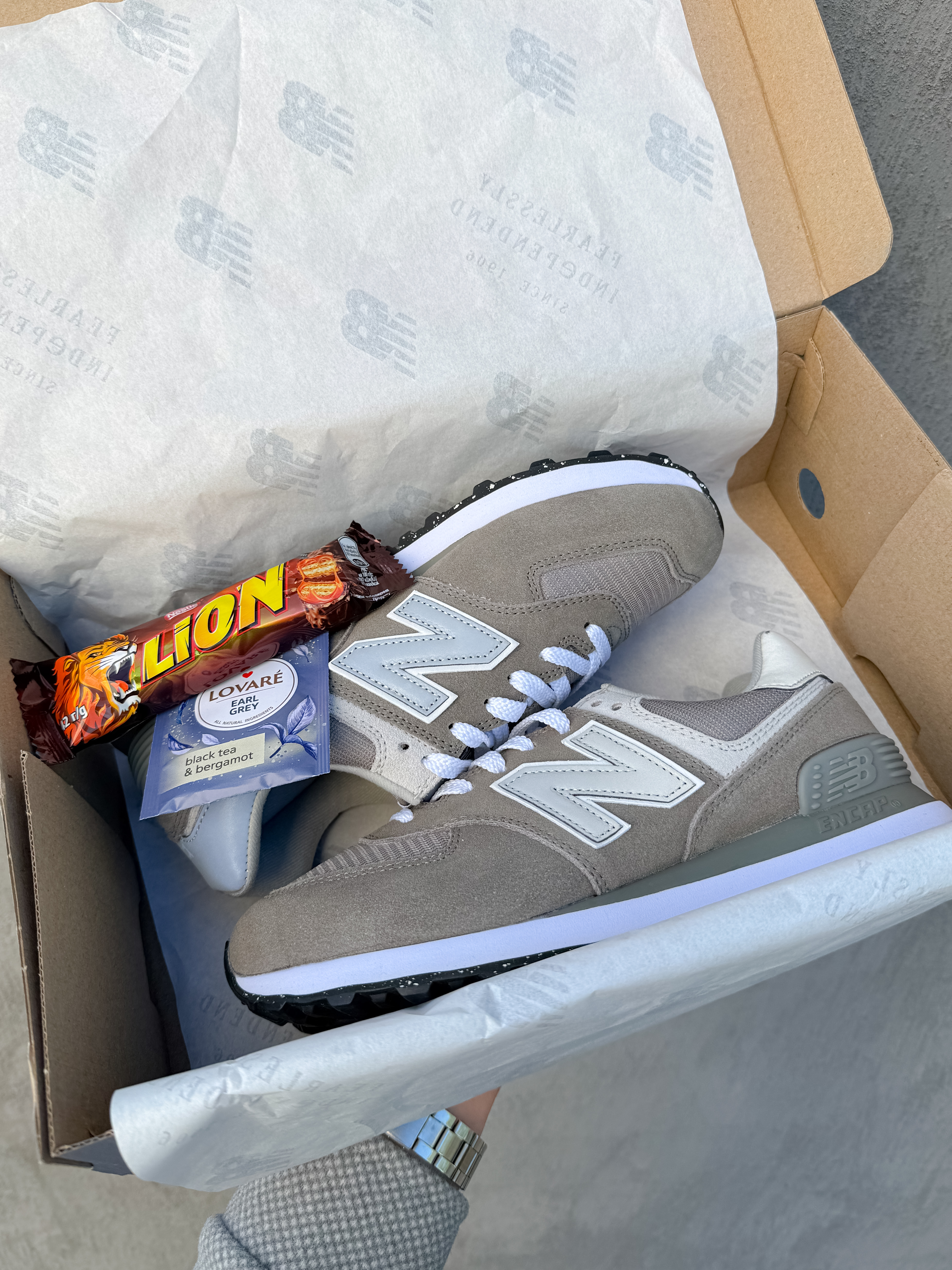 New Balance 574 Sand Beige