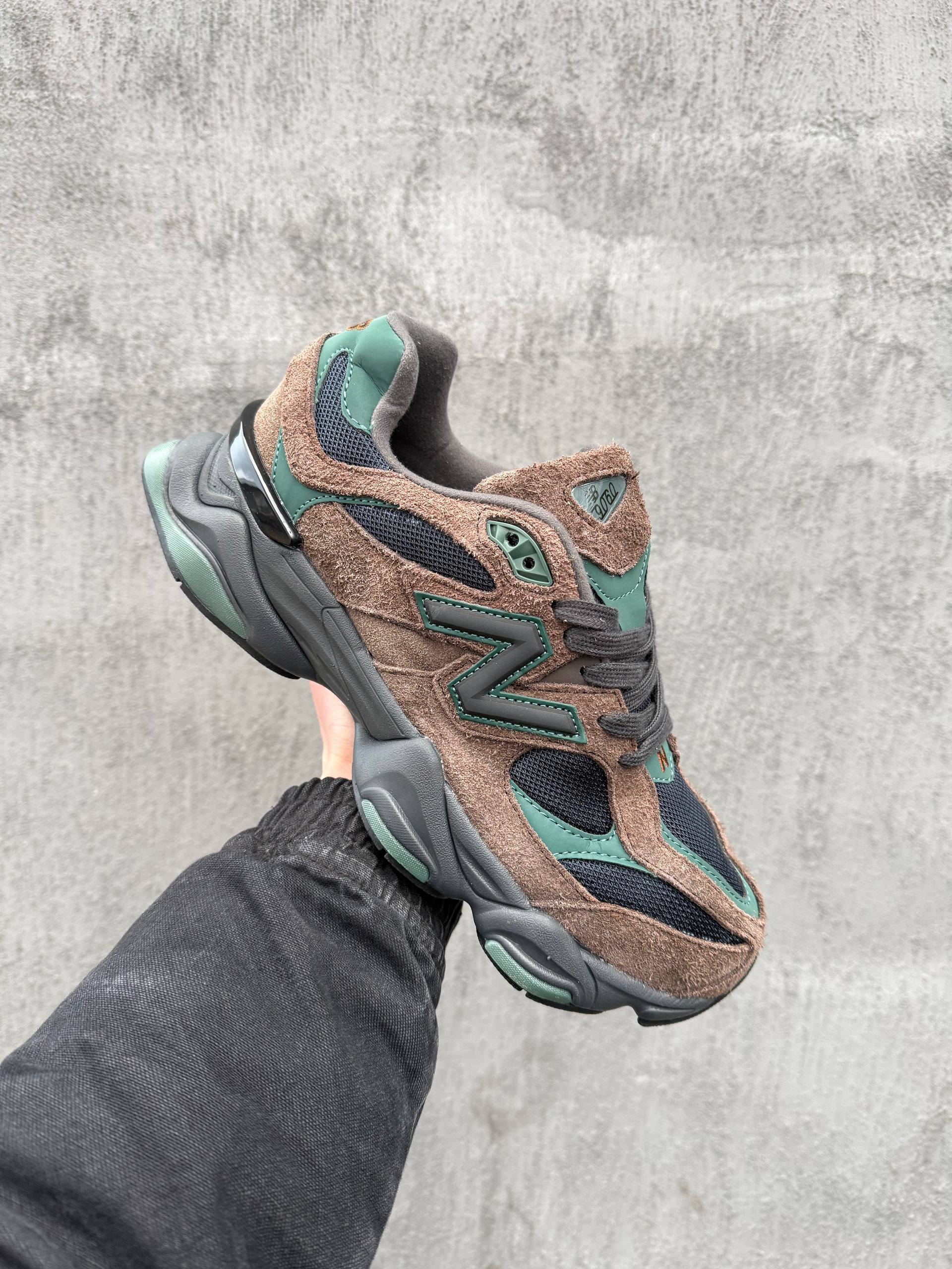 New Balance 9060 Beef & Broccoli