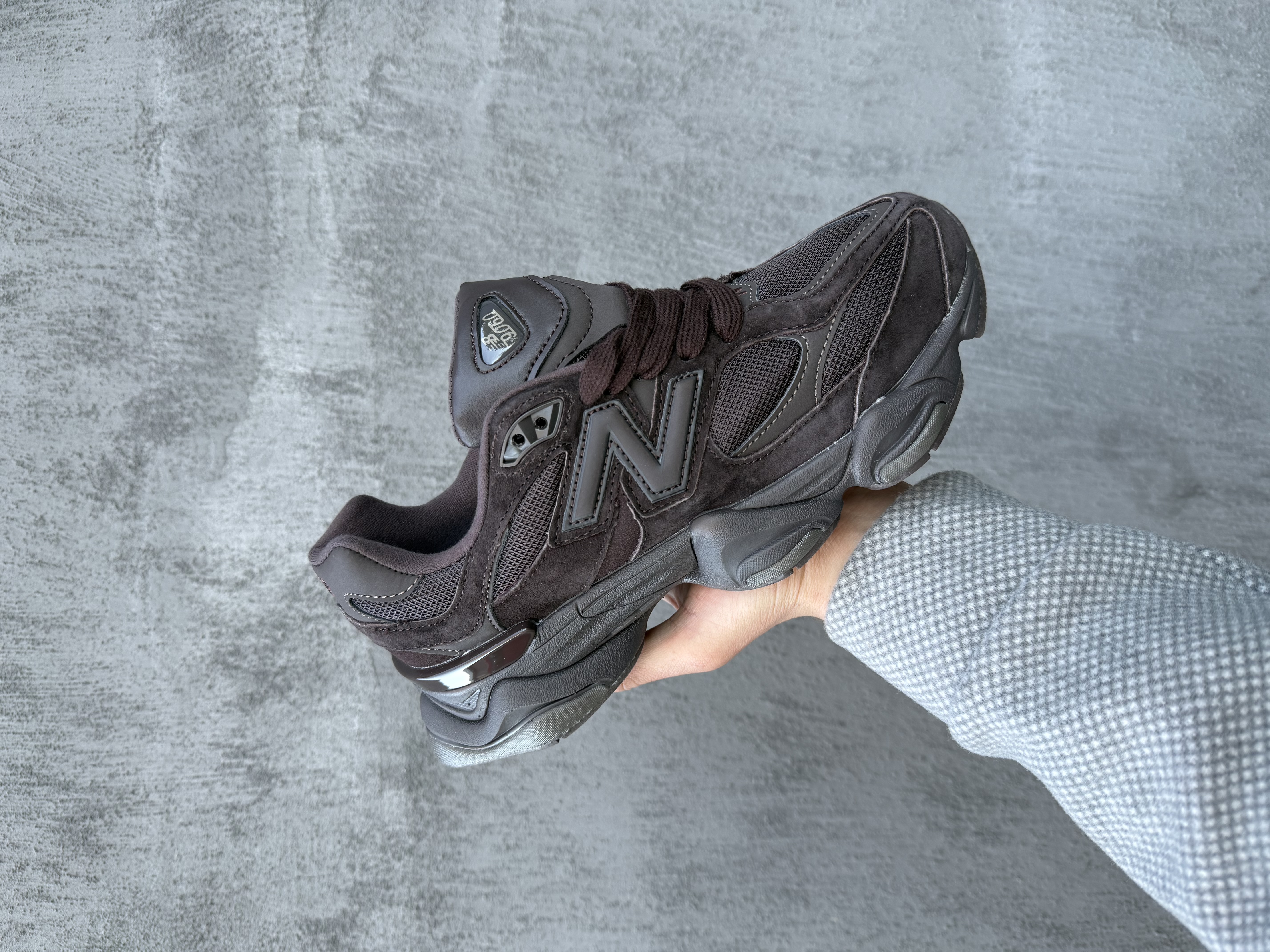 New Balance 9060 «Chocolate»