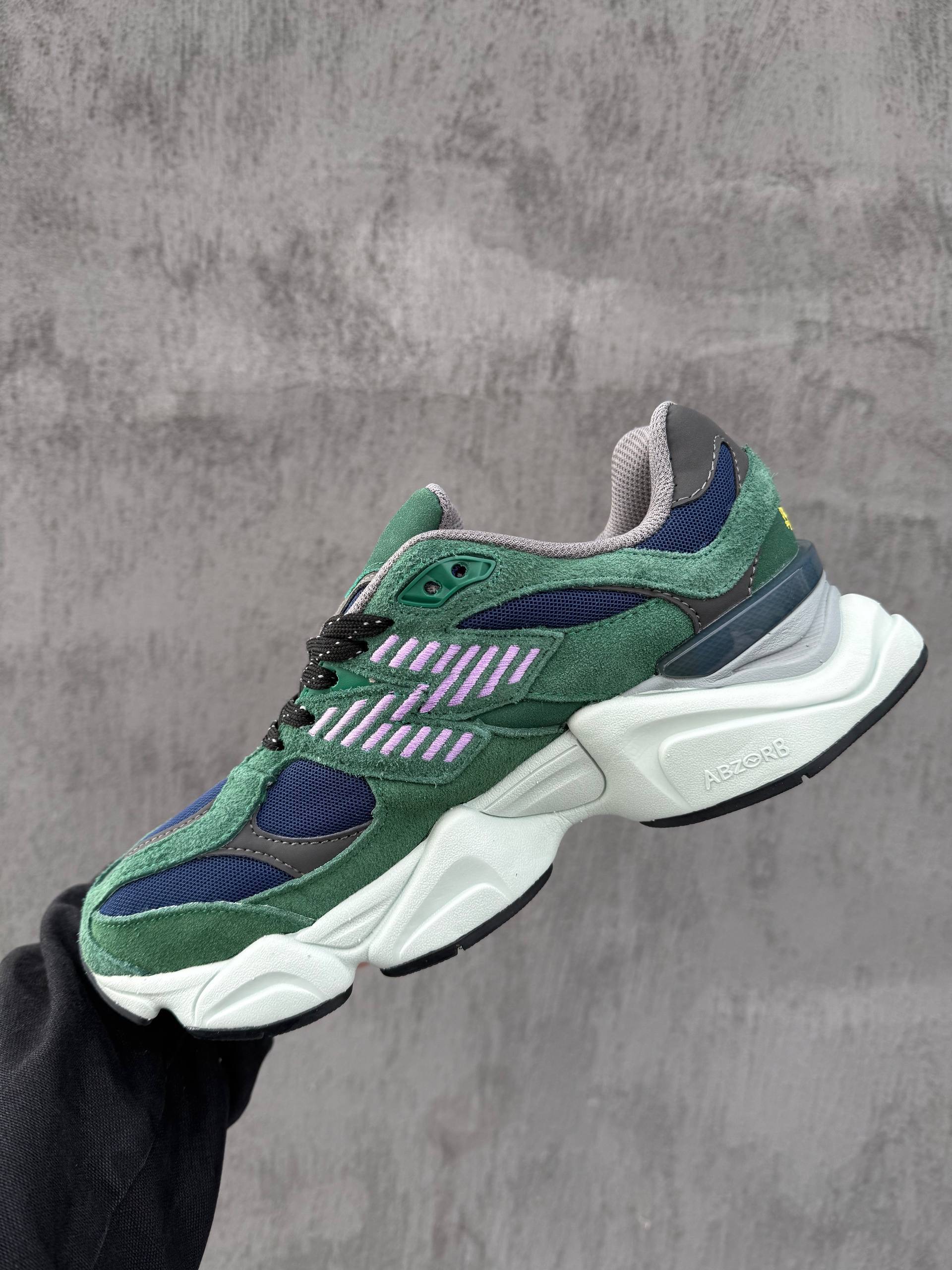 New Balance 9060 «Nighwatch Green»