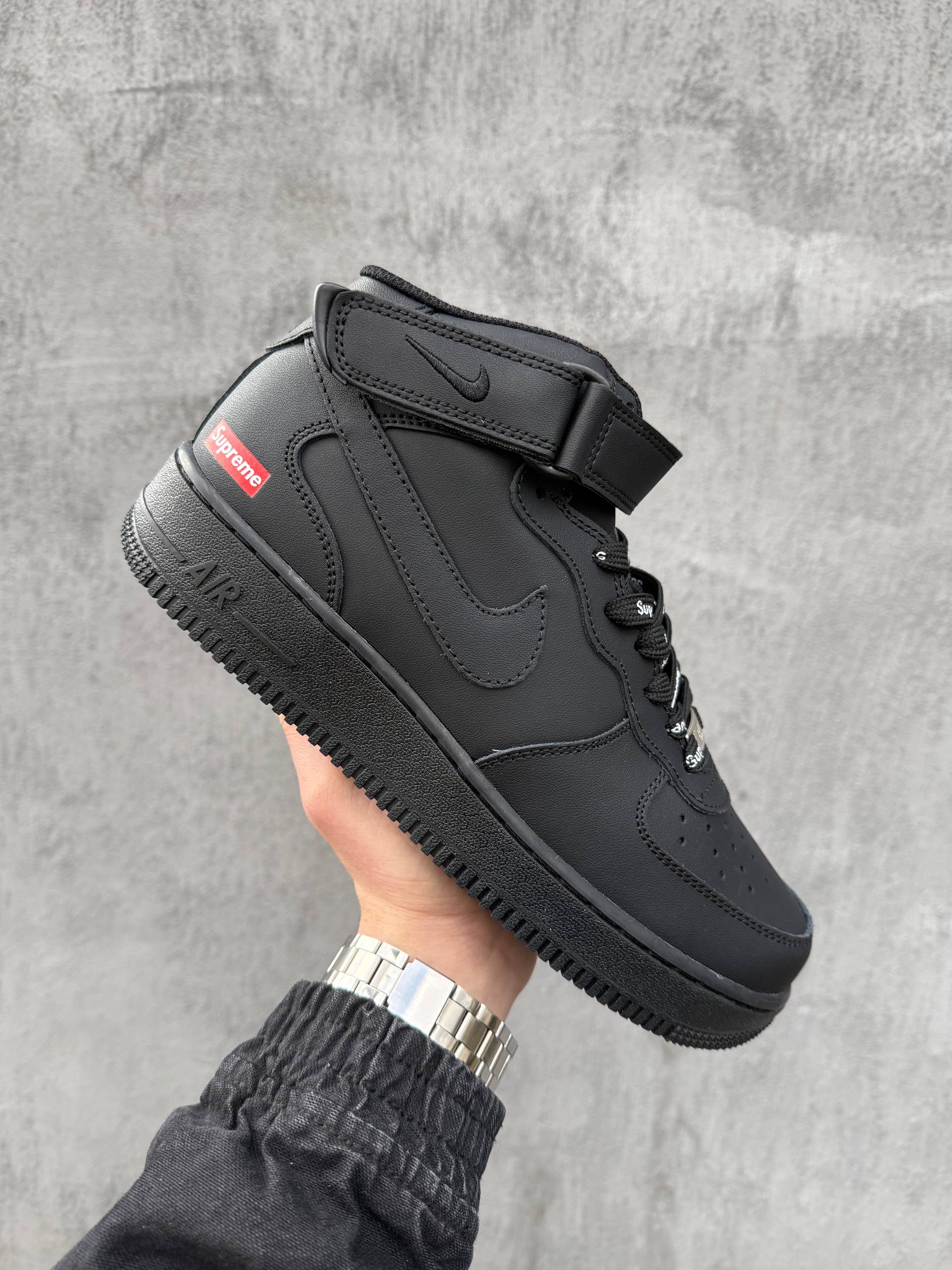 Nike Air Force x Supreme High Black