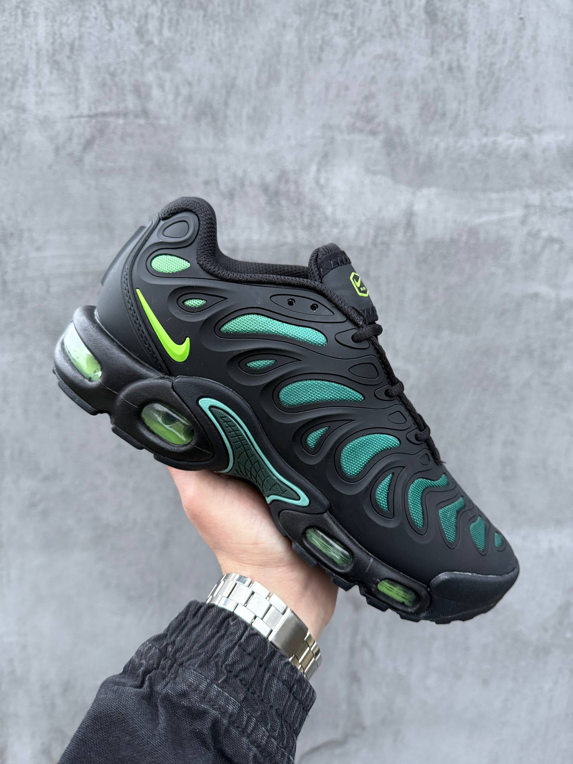 Nike Air Max Plus Drift Green Black