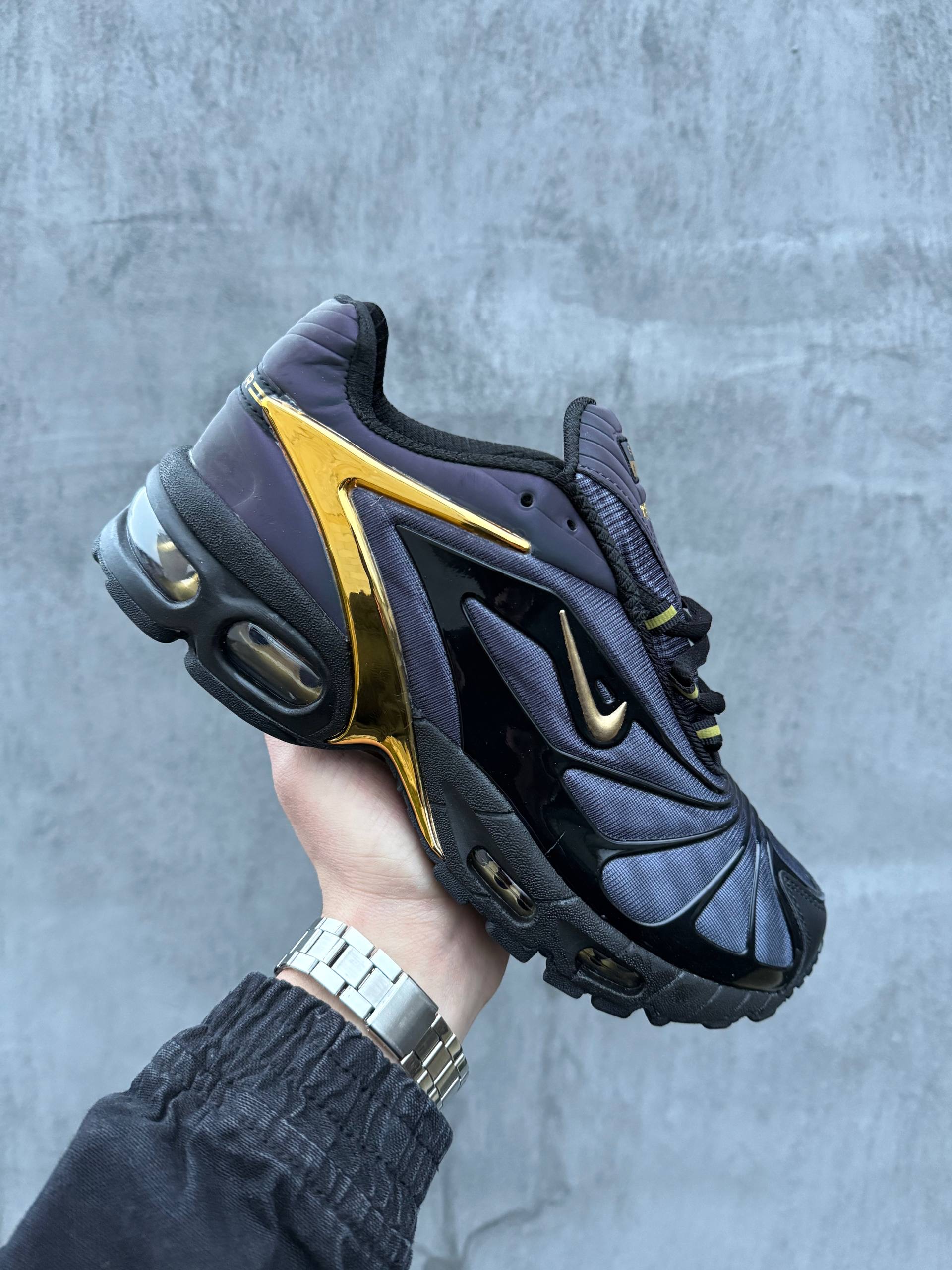 Nike Air Max Skepta Black/Gold