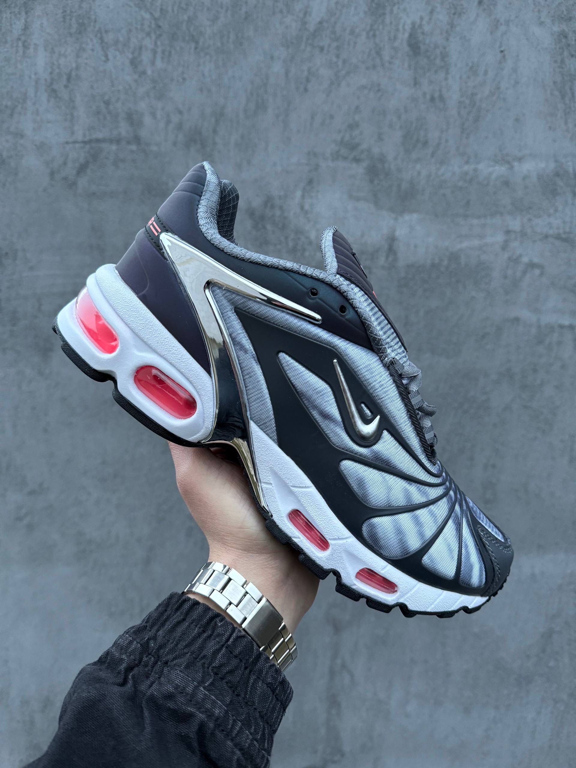 Nike Air Max Skepta Grey Silver