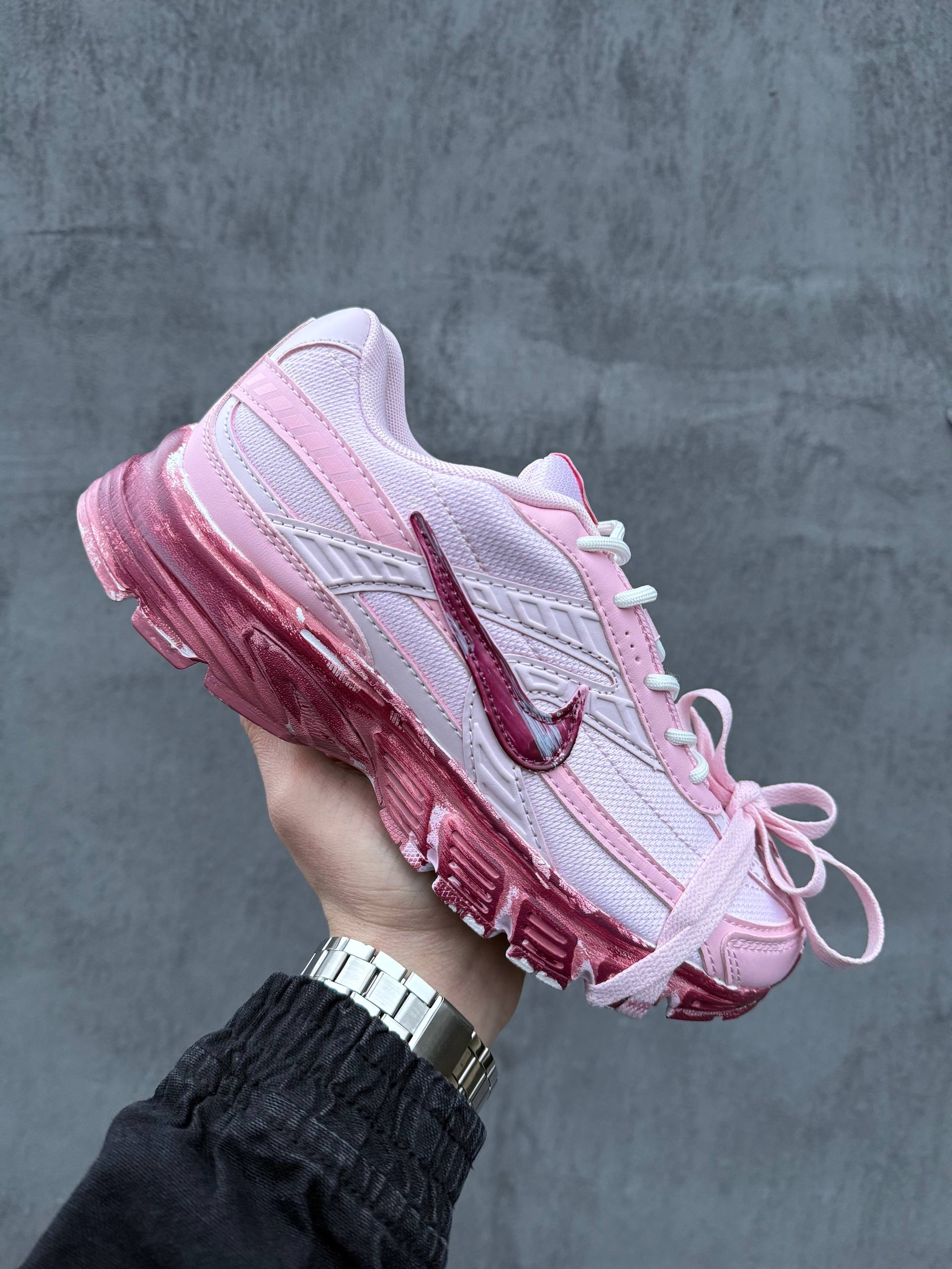 Nike Initiator Custom Pink