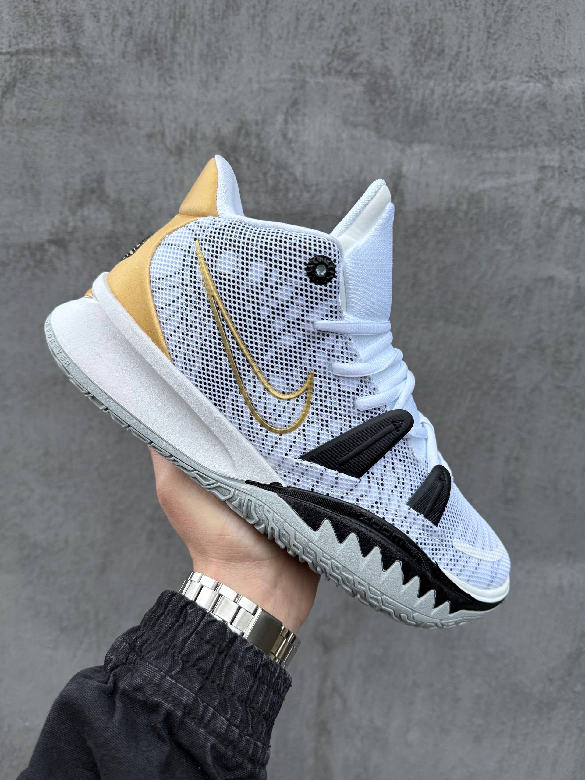 Nike Kyrie 7 White/Gold
