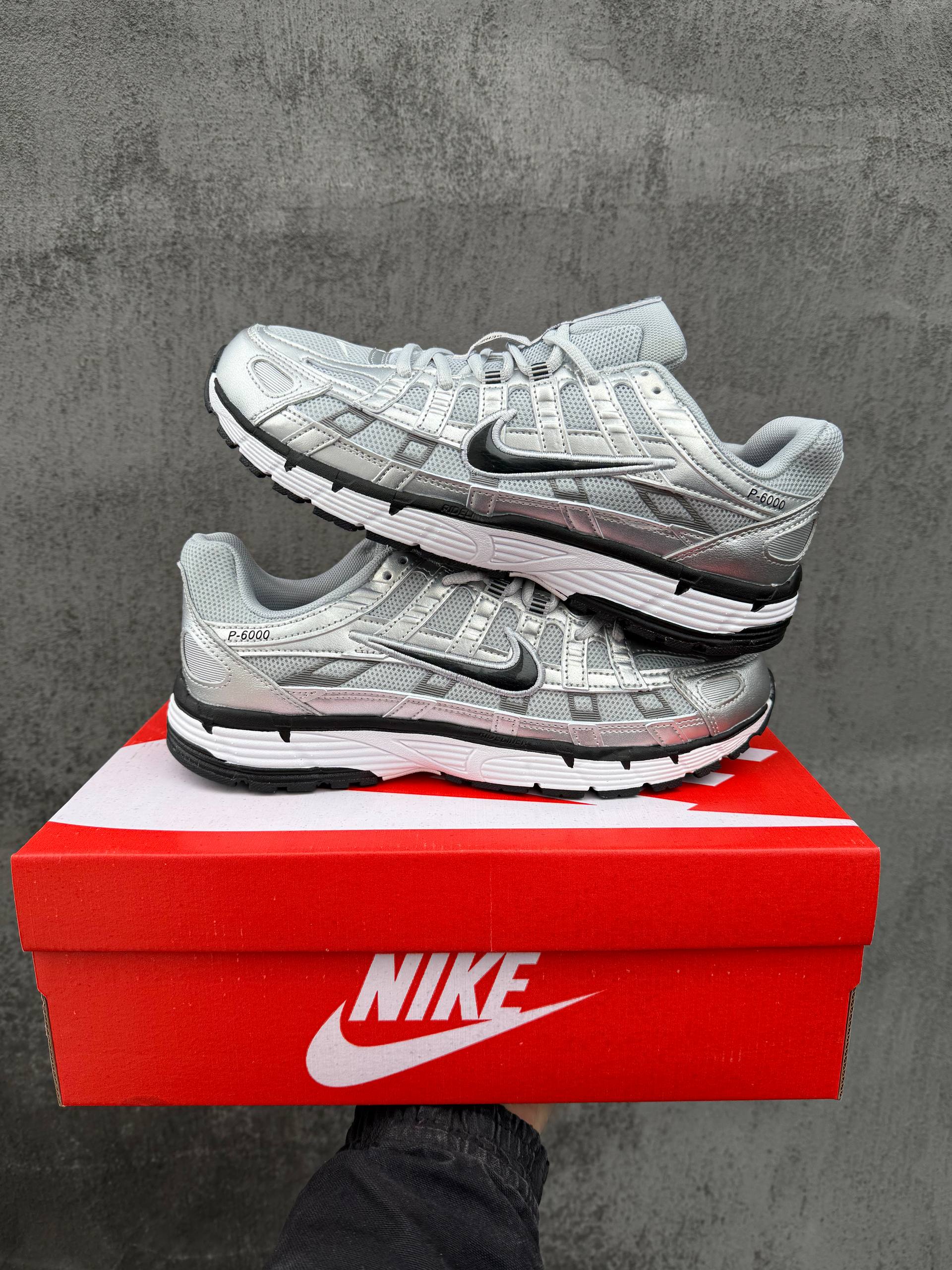 Nike P-6000 Silver/Black