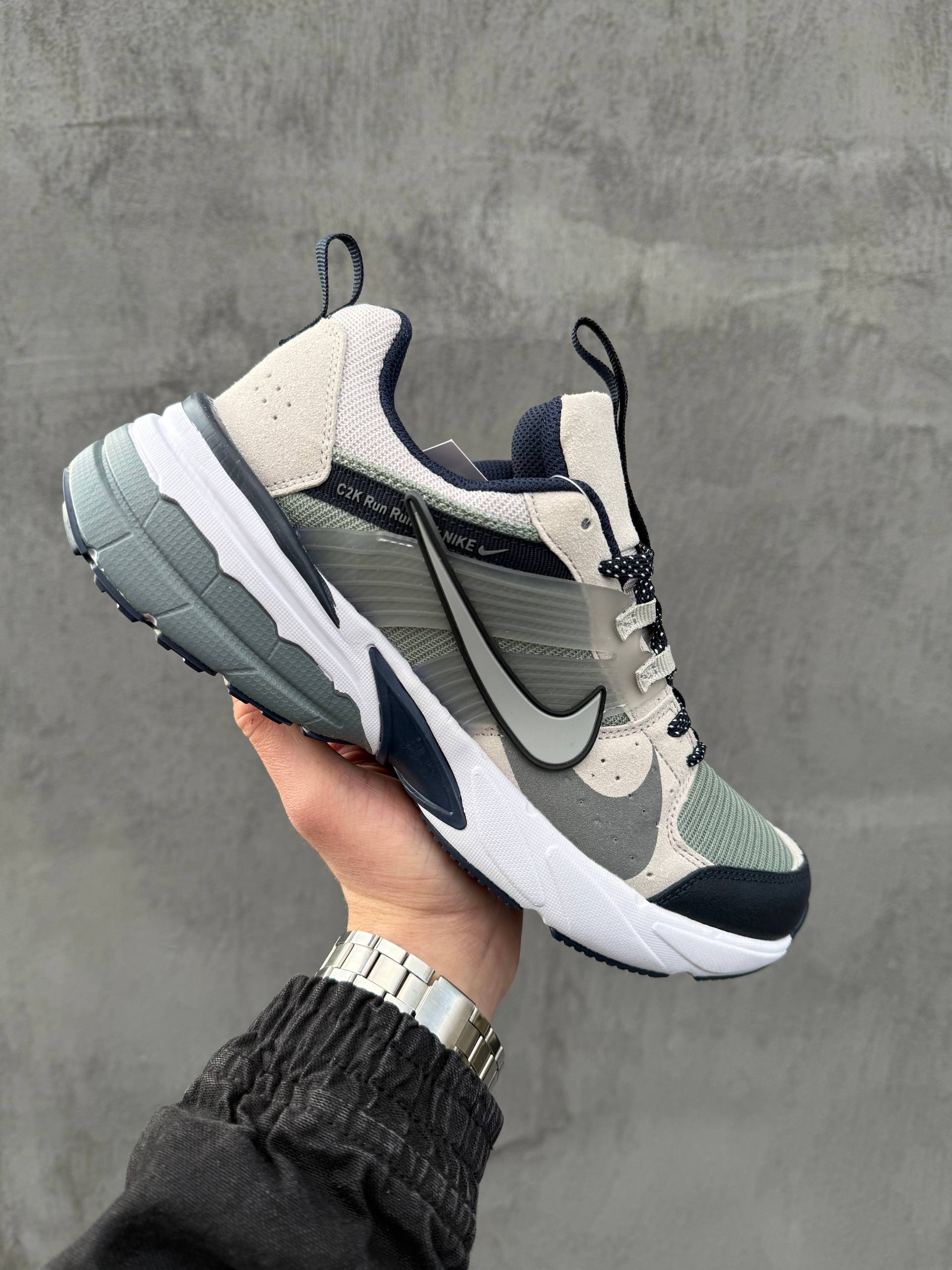 Nike Runtekk Beige Green