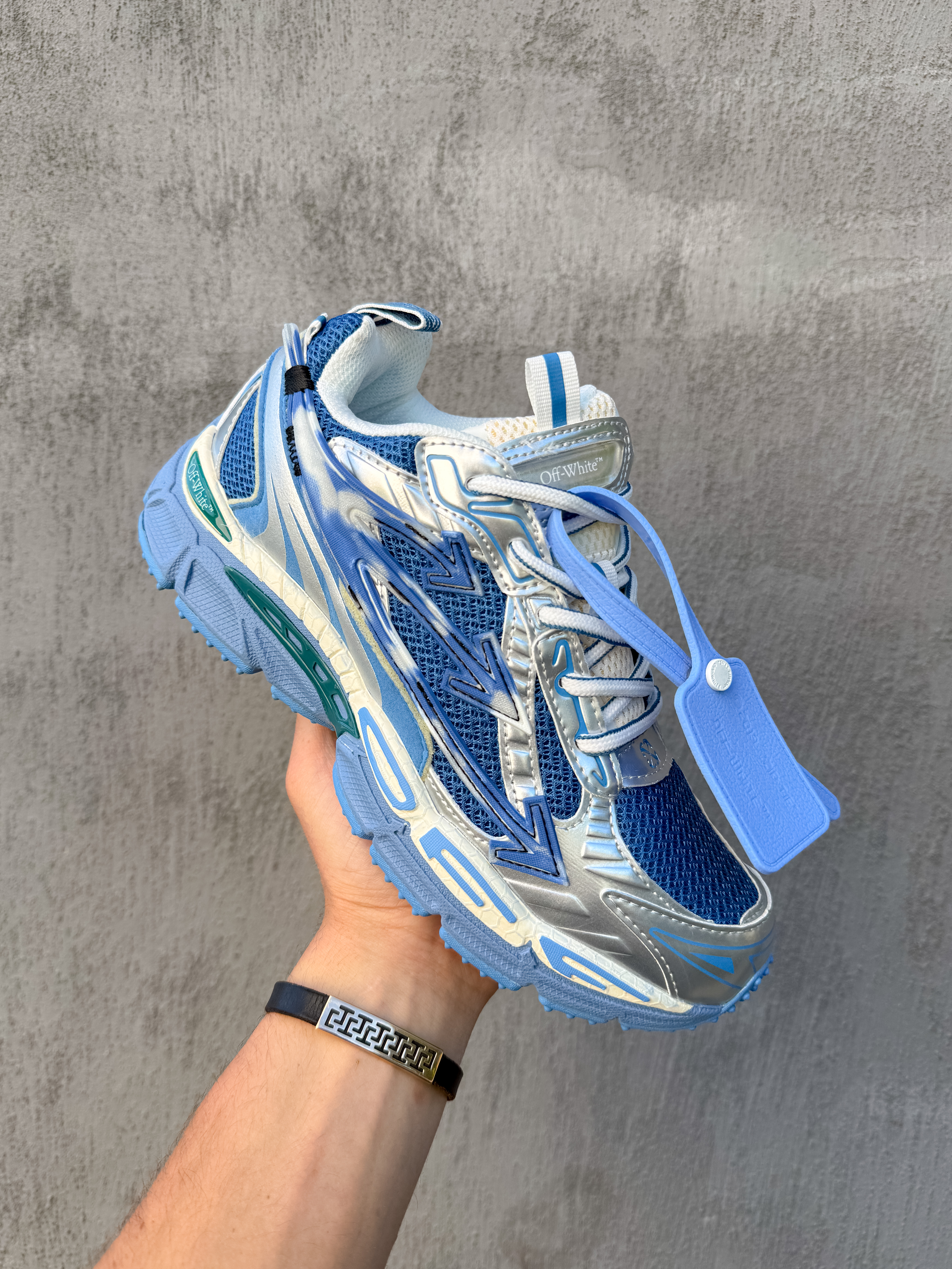 Off-White Be Right Back Blue