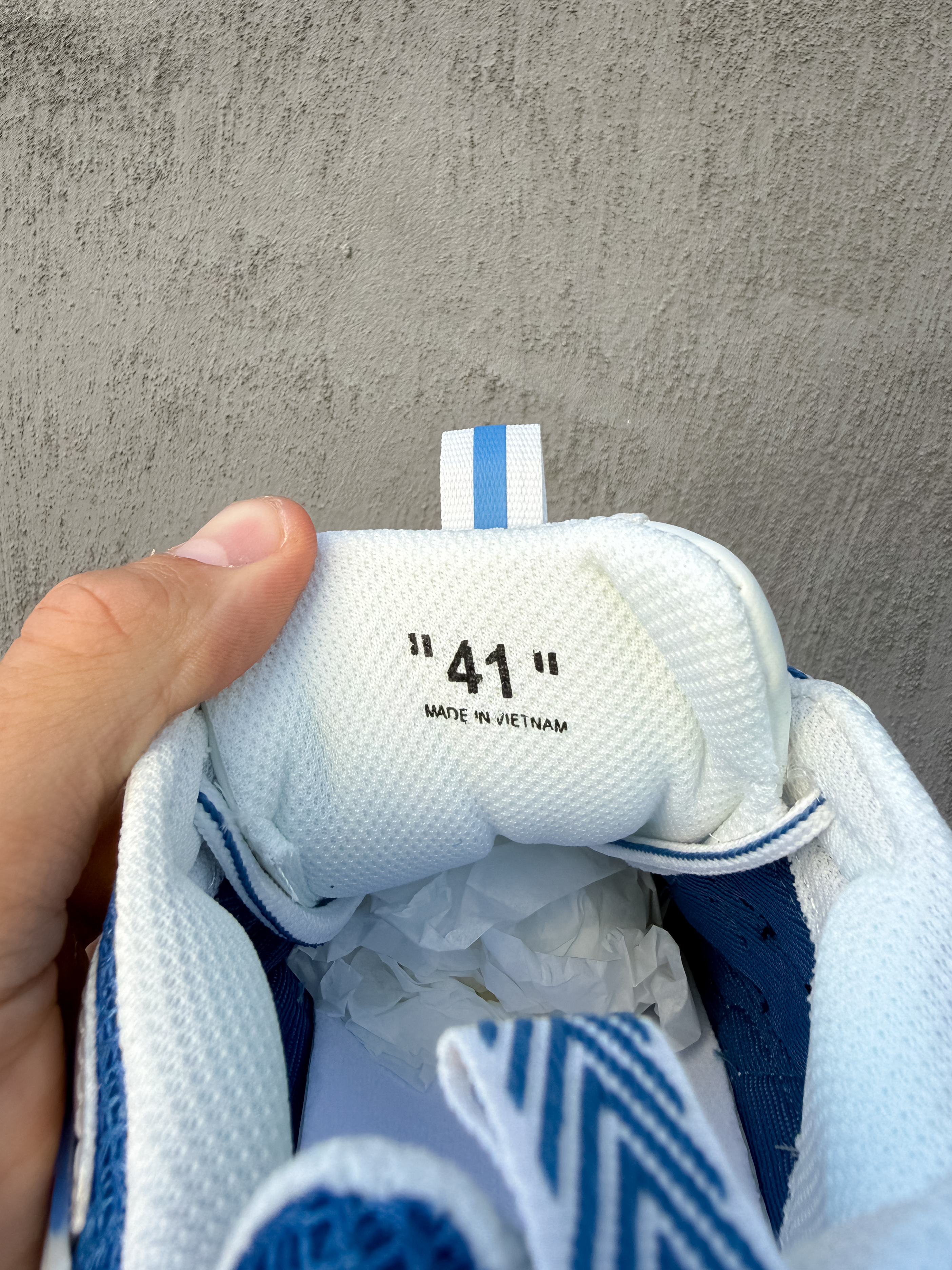 Off-White Be Right Back Blue