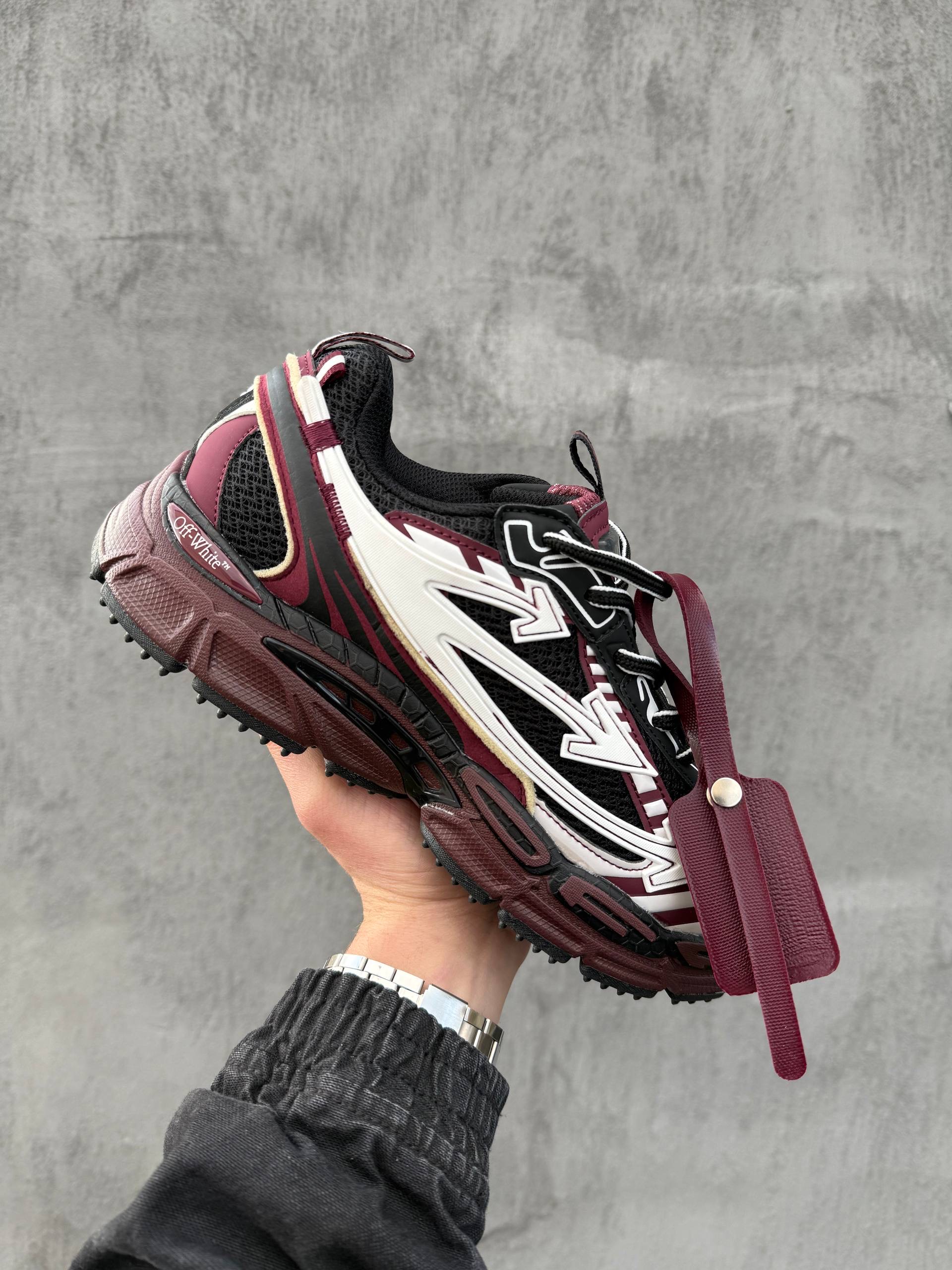 Off-White Be Right Back Burgundy