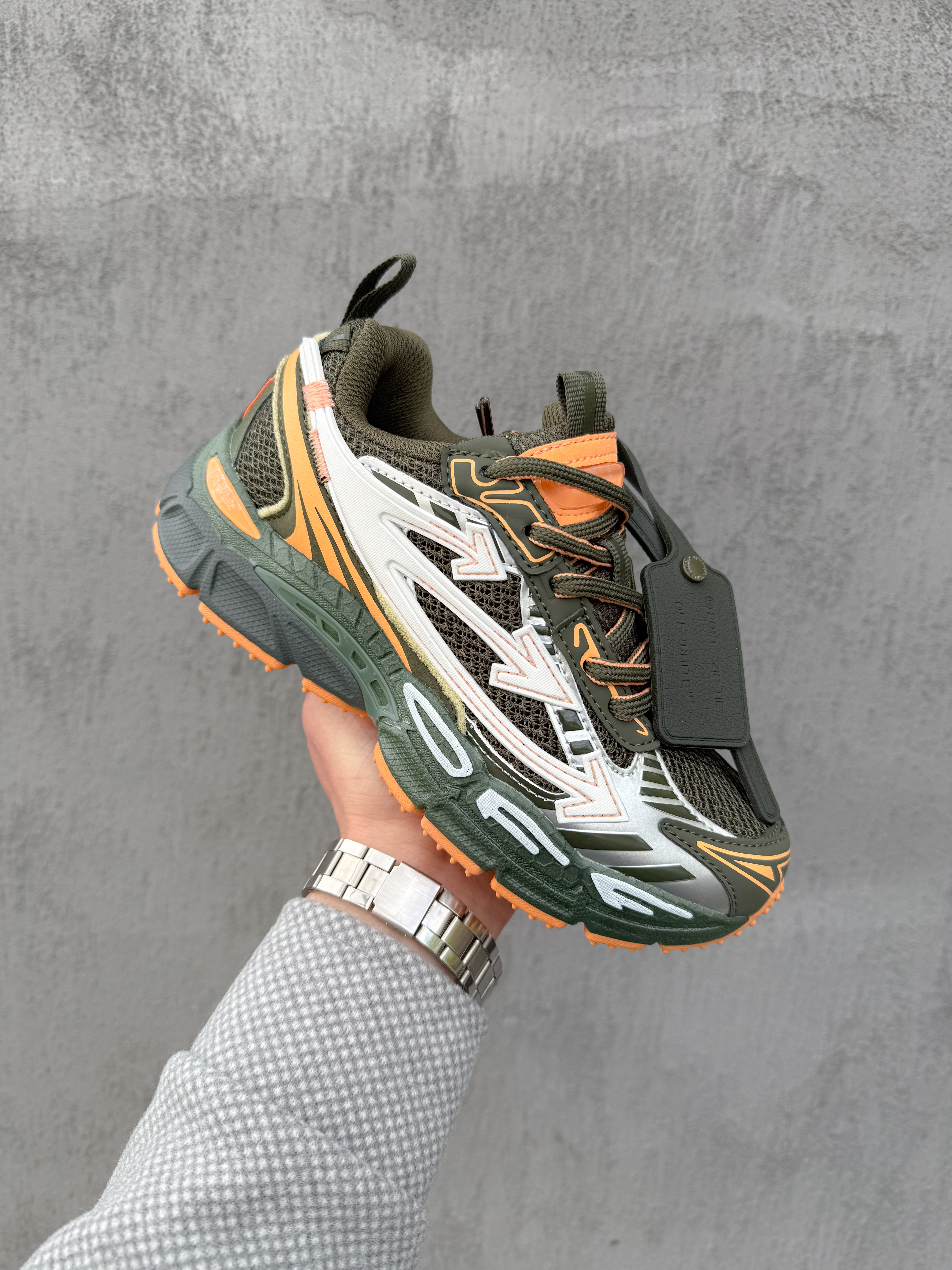 Off-White Be Right Back Khaki Yellow