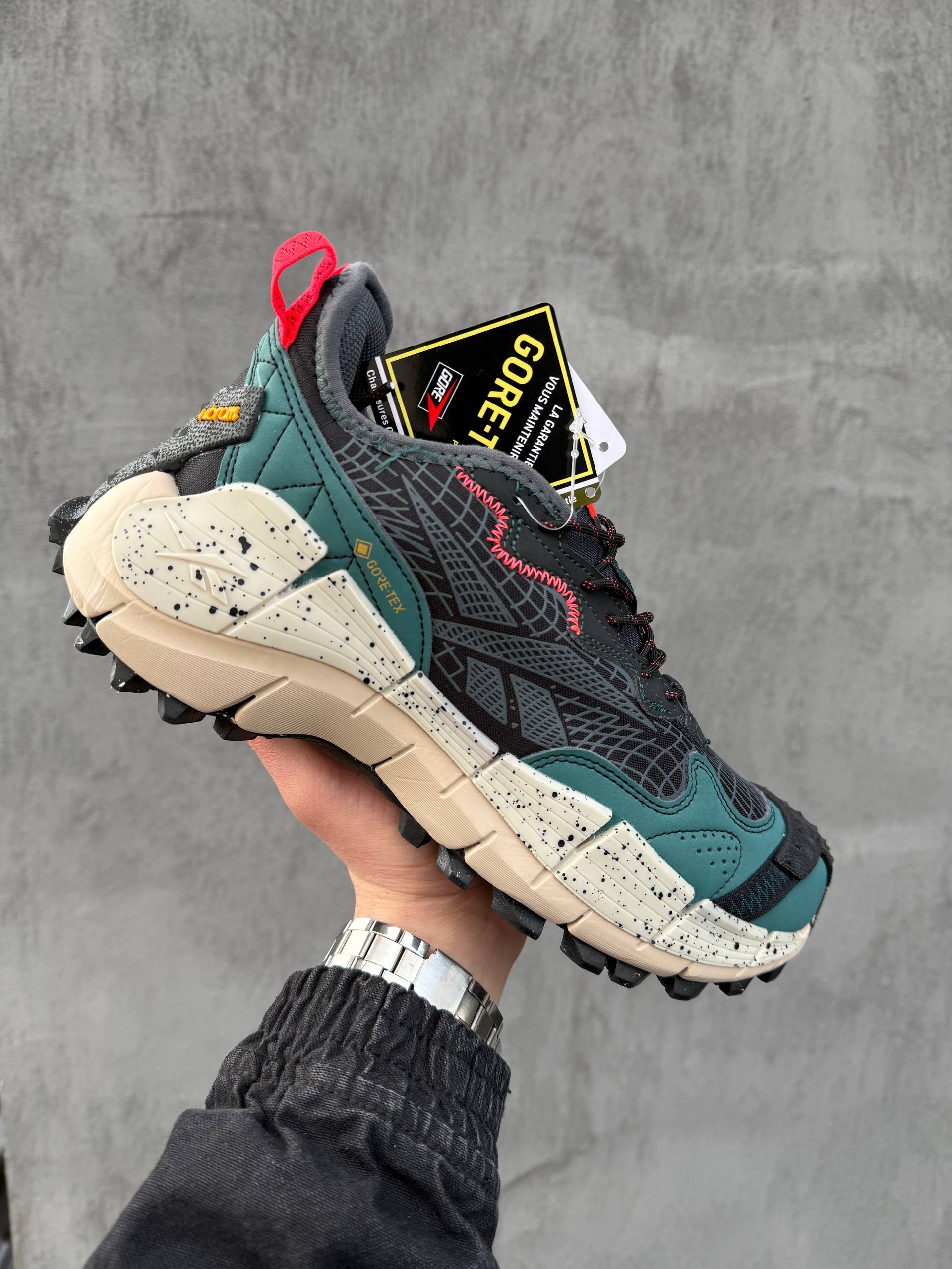 Reebok Zig Kinetica Green Beige Gore-Tex