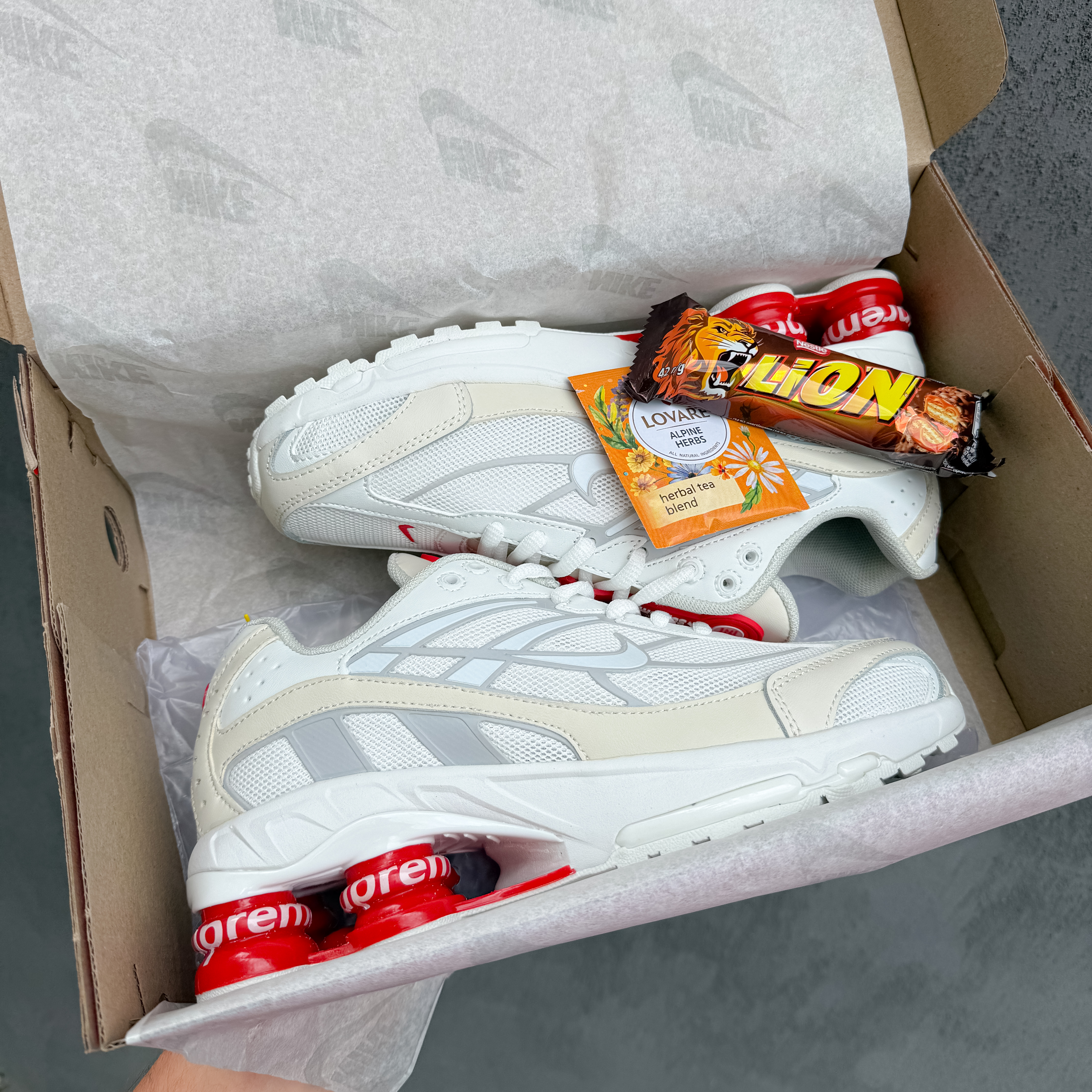 Supreme x Nike Shox Ride 2 SP White/Beige